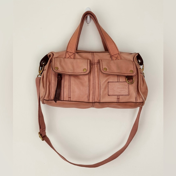 Fossil Handbags - Vintage Fossil Bag - soft buttery leather - salmon pink - brown accents